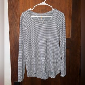 ⭐️ large Lucy top